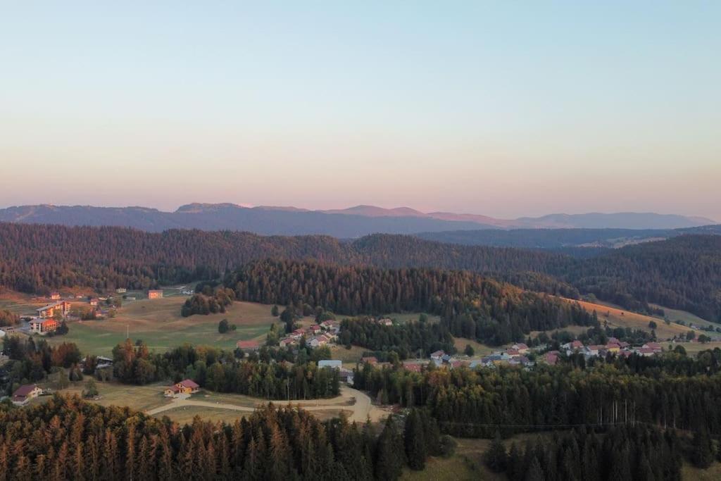 Chic & Champetre Au Coeur Du Haut-Jura Lamoura Dış mekan fotoğraf